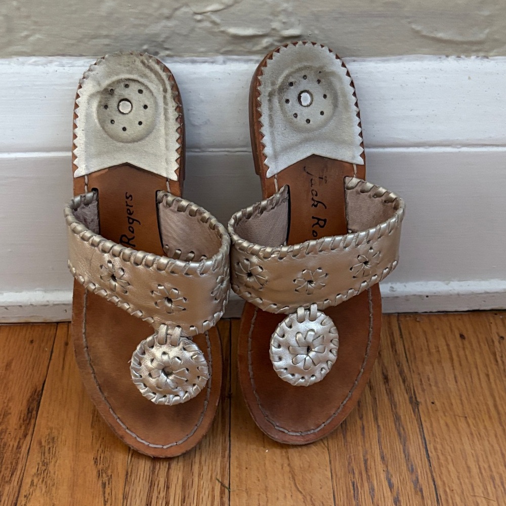 Jack Rogers girls’ Gold Sandals Hamptons